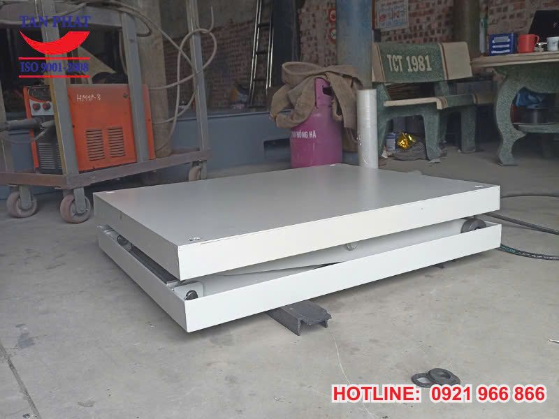 Dự án bàn giao bàn nâng thủy lực 1 tấn