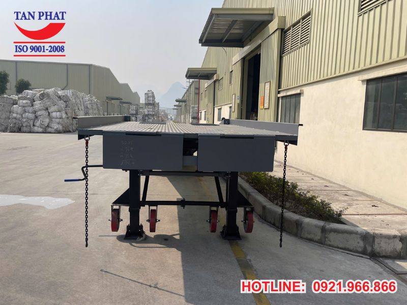 Tân Phát - đơn vị cung cấp cầu dẫn xe nâng 12 tấn tại Hà Nam