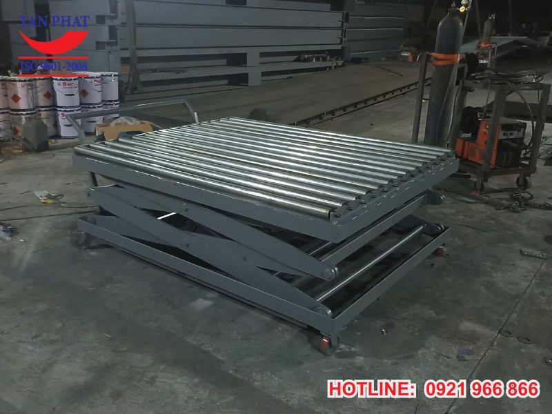 Tổng quan về bàn nâng thủy lực băng tải