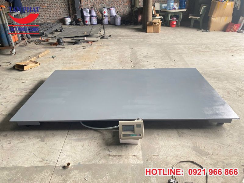 Hình ảnh thực tế: Cân sàn điện tử 8 tấn sản xuất bởi Tân Phát
