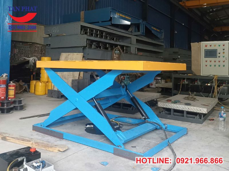 Bàn nâng thủy lực 2 tấn phù hợp với nhiều nhu cầu sử dụng khác nhau
