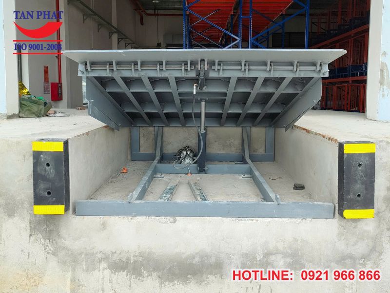 Cấu tạo của sàn nâng dock leveler 2200x1800mm
