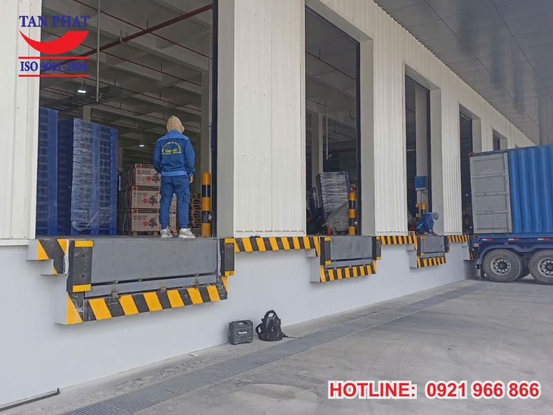 Dự Án Lắp Đặt 06 Dock Leveler 8 Tấn Tại Yên Mỹ, Hưng Yên