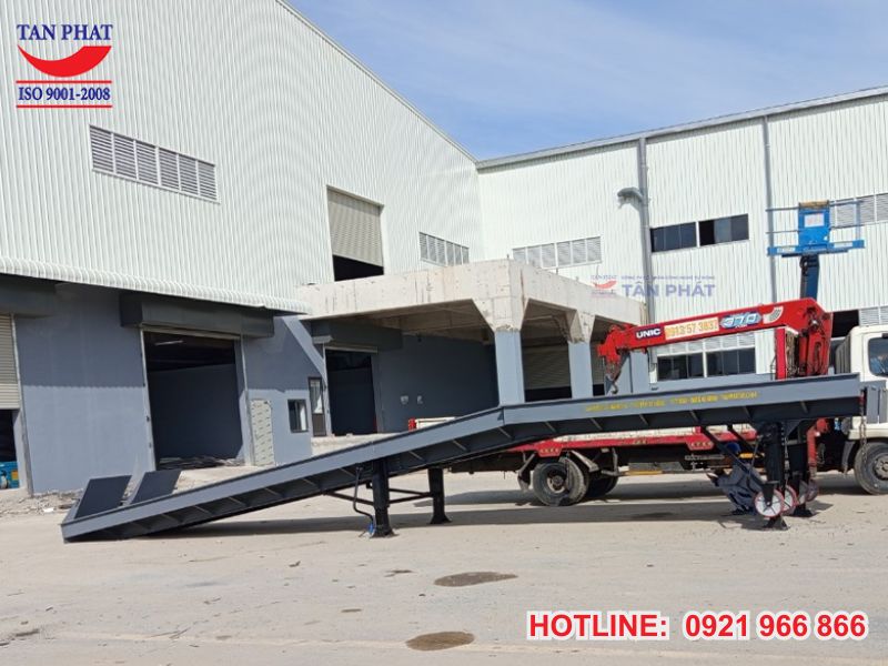 Cầu dẫn với thiết kế chống trơn trượt rất tốt