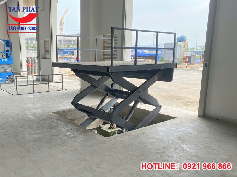 Bàn Nâng Thủy Lực – Hỗ Trợ Nâng Hạ Hàng Hóa Linh Hoạt