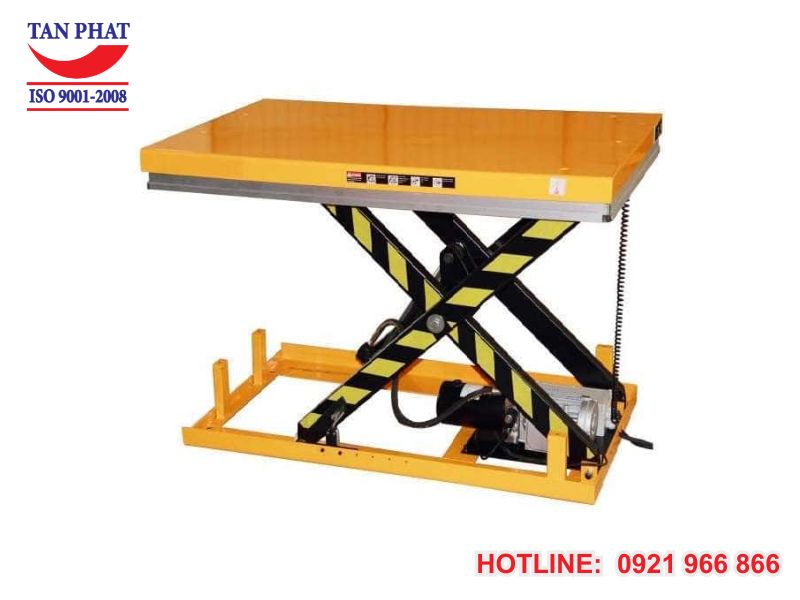 Bàn nâng thủy lực