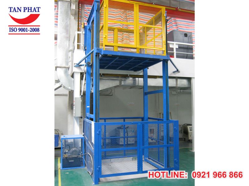 Thang nâng hàng là gì?