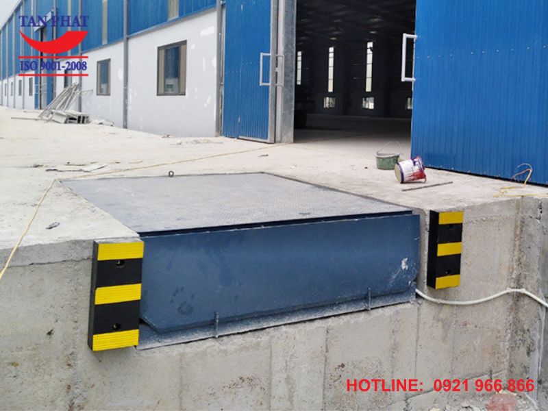 Sàn nâng hạ thủy lực là gì?