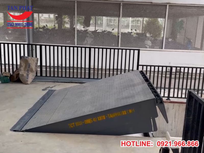 Dự Án Lắp Đặt, Bàn Giao Dock Leveler tại Hòa Bình