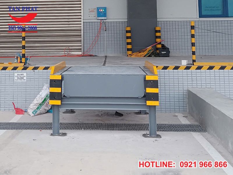 Sàn nâng thủy lực di động đa dạng kích thước