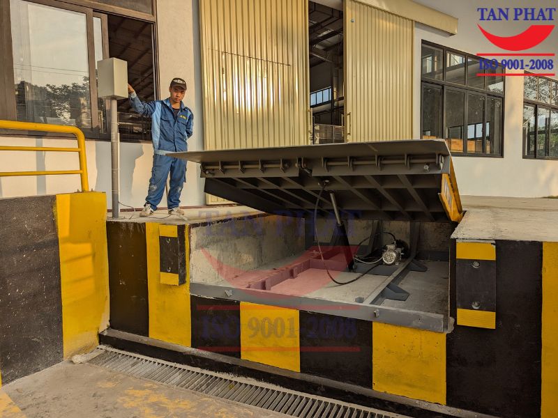 Dự án lắp đặt sàn nâng thủy lực 10 tấn tại Hà Nội