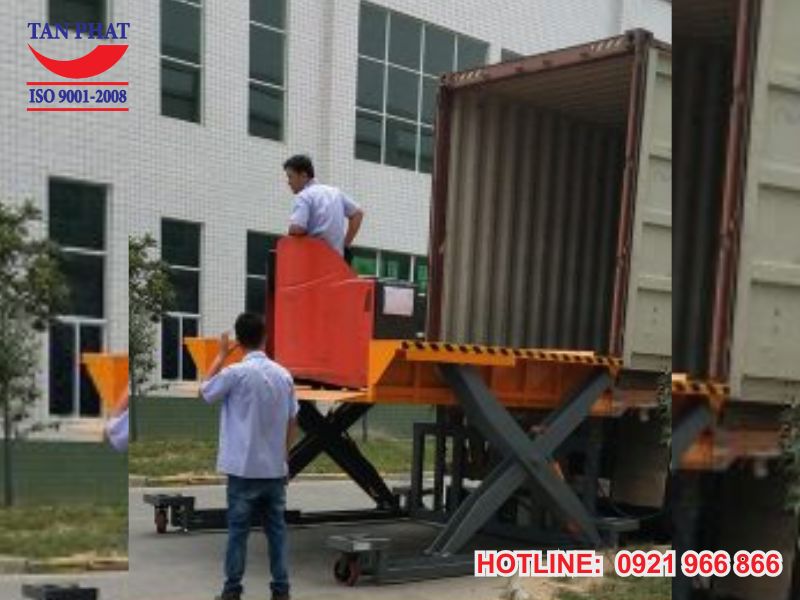 Lý do nên lựa chọn bàn nâng hàng bằng điện tại Tân Phát