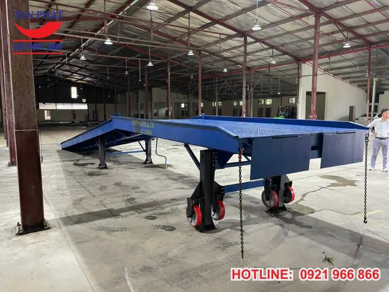 Thông tin kỹ thuật cầu dẫn xe nâng 8 tấn 13m