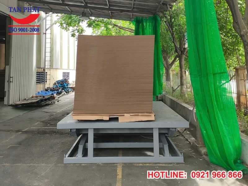 Bàn Giao Bàn Nâng Thủy Lực 3 Tấn tại KCN Quế Võ, Bắc Ninh