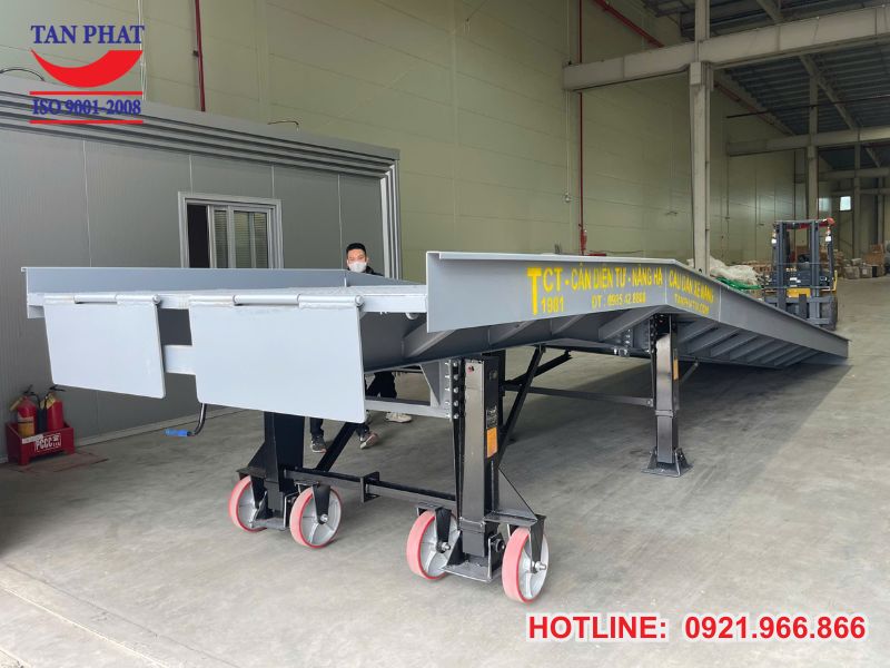 Quy trình hoàn thiện dự án cầu dẫn xe nâng tại Thái Nguyên