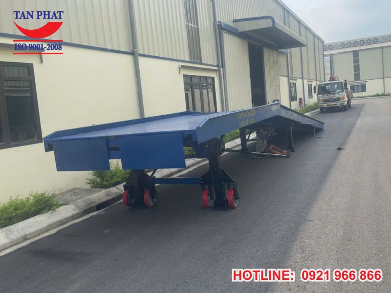 Ưu điểm nổi bật của cầu dẫn lên container 13m