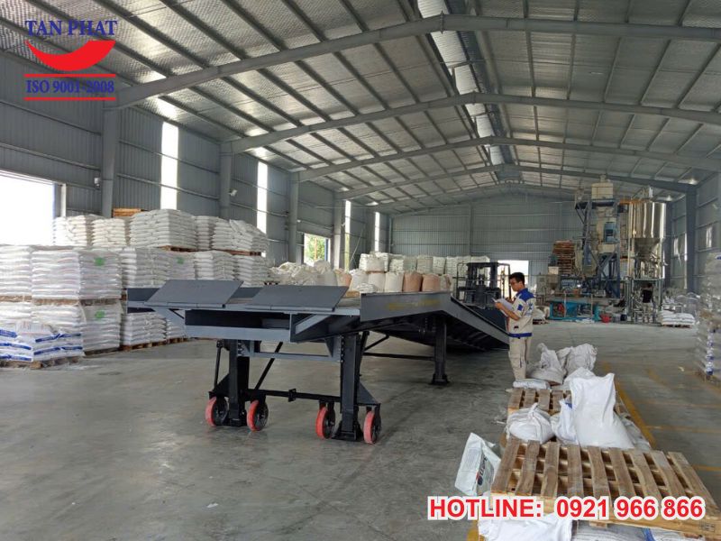 Cầu dẫn với thiết kế tích hợp 04 bánh xe PU tạo giải pháp sử dụng cầu di động