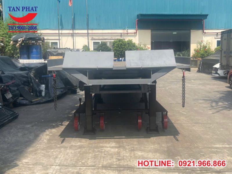 Cầu dẫn xe nâng 6 tấn dài 11m