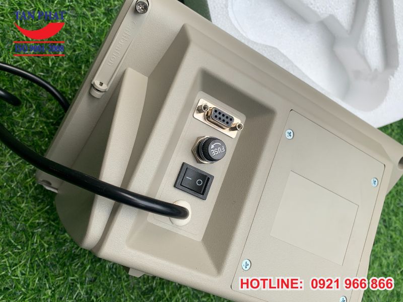 Các cổng kết nối của đầu cân A12E