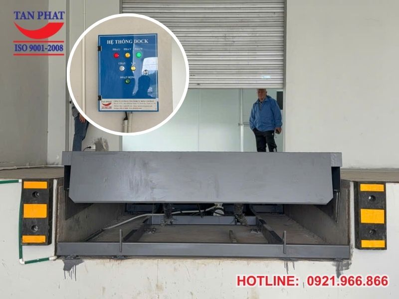Hình ảnh thực tế dự án dock leveler 8 tấn tại Ninh Bình