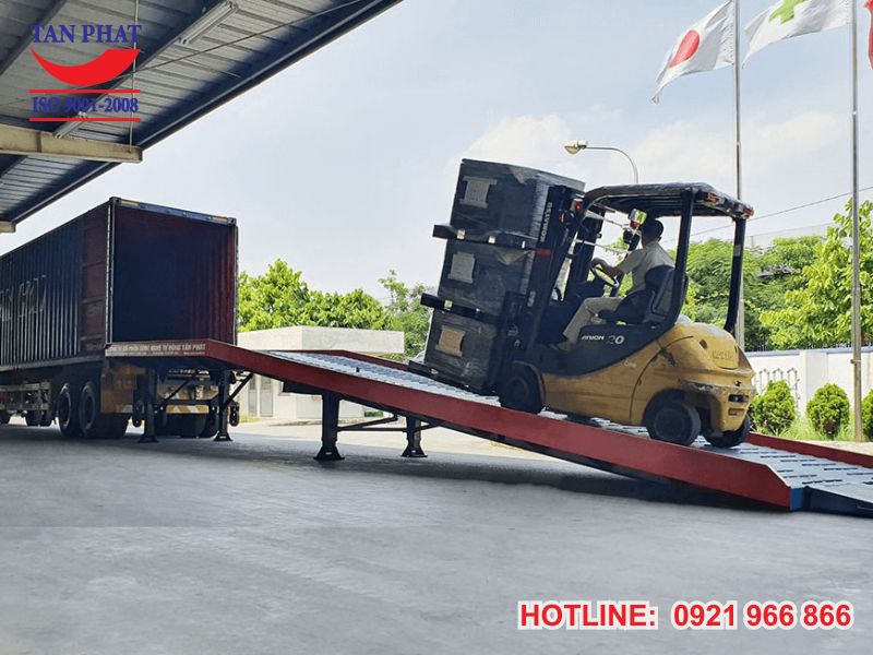 Ramp xếp dỡ container