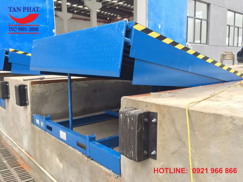 Hình ảnh thực tế sàn nâng hàng