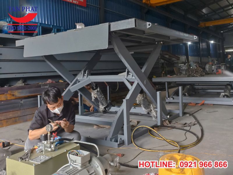 Một vài mẫu bàn nâng thủy lực dùng trong nhà xưởng được lựa chọn phổ biến
