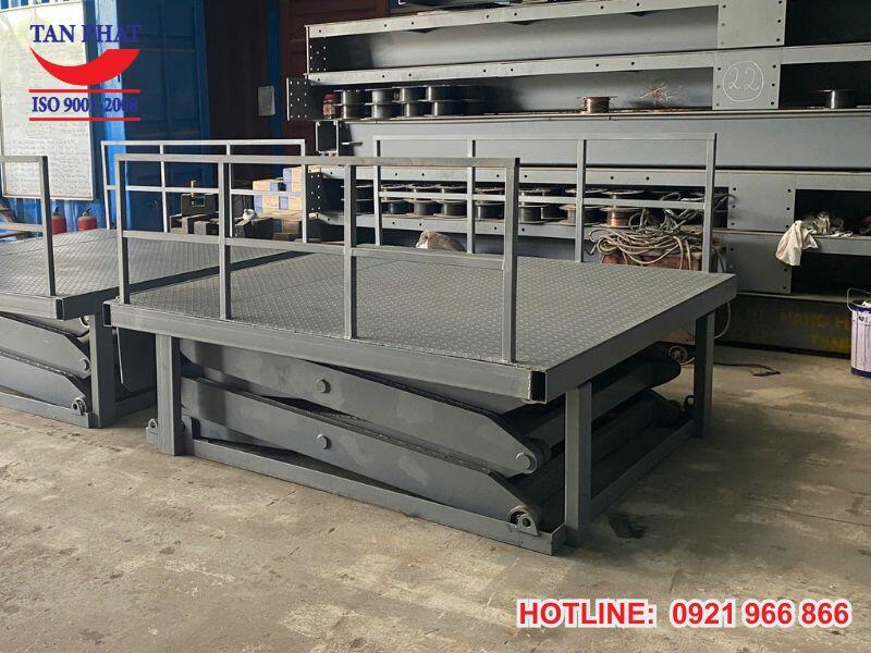 Lý do nên lựa chọn bàn nâng thủy lực Tân Phát?