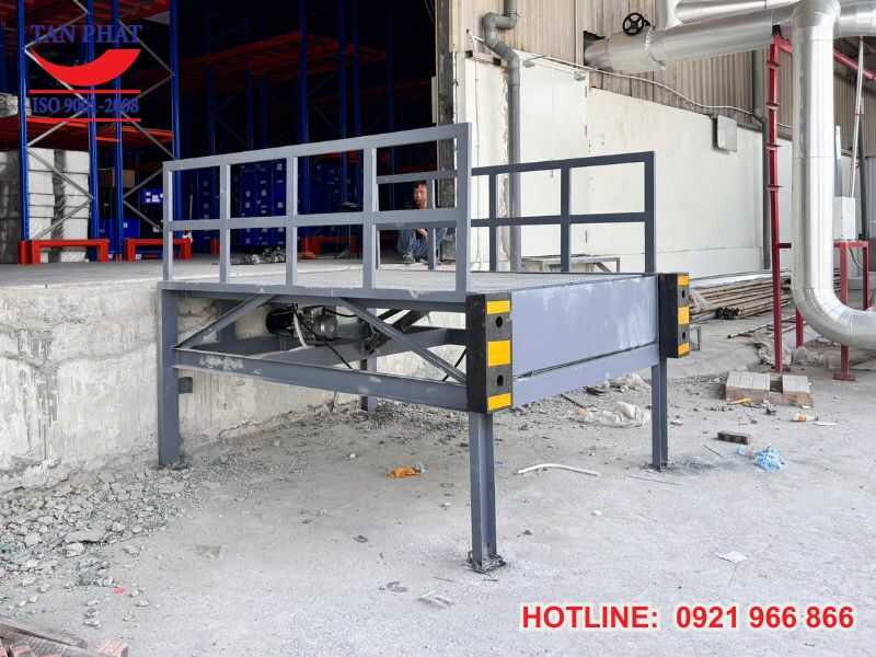 Thông số kỹ thuật dock leveler thủy lực 3 tấn