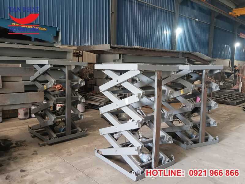 Hoàn Thiện Sản Xuất Bàn Nâng Thủy Lực 500kg