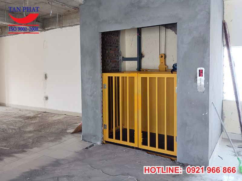 Tân Phát - Đơn vị lắp đặt, sản xuất thang nâng hàng uy tín, giá tốt