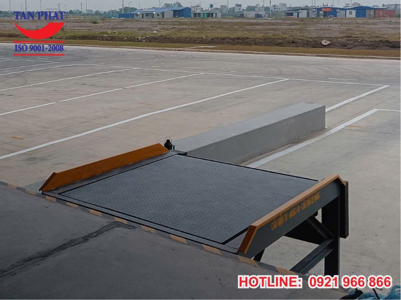 Sàn nâng thủy lực di động không sử dụng hố dock