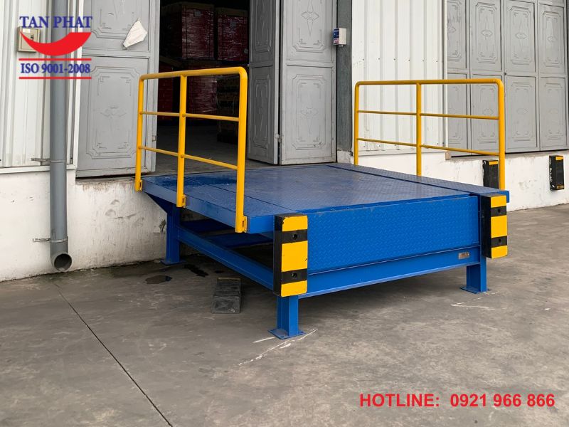 Sàn nâng di động