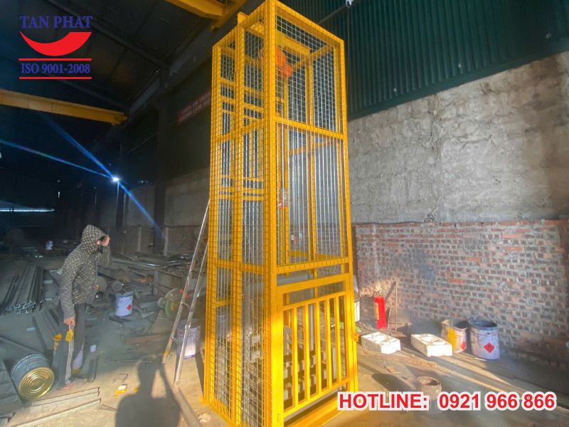Tân Phát - đơn vị chuyên lắp đặt thang tời hàng uy tín, chất lượng