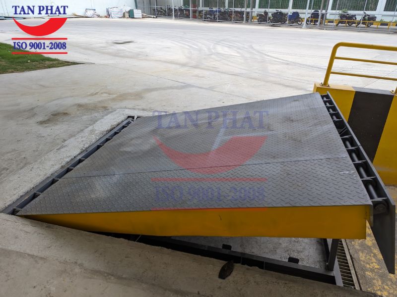 Dự án lắp đặt sàn nâng thủy lực 10 tấn tại Hà Nội