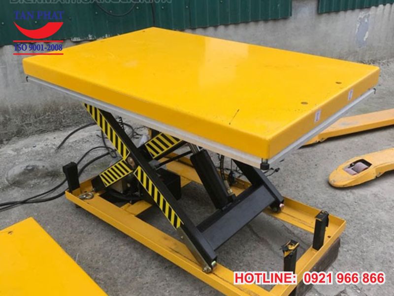 Tân Phát - địa chỉ sản xuất, cung cấp bàn nâng thủy lực uy tín, chất lượng