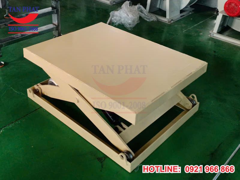 Bàn nâng thủy lực 500kg 1000x800mm