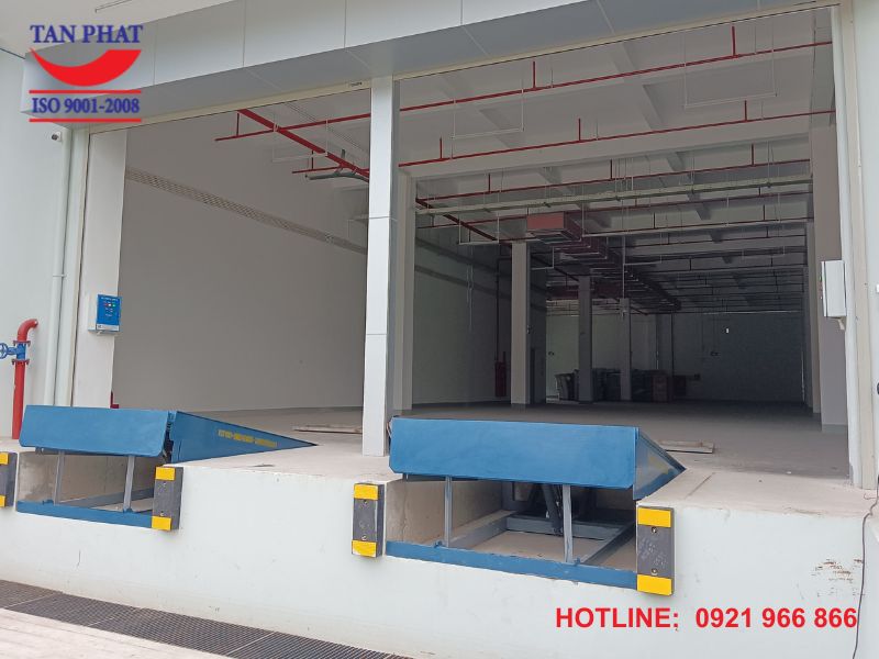 Dự án lắp đặt 2 sàn nâng thủy lực 6 tấn, 2530x1800x530mm