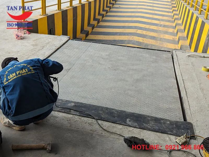 Các sự cố thường gặp khi sử dụng Dock Leveler