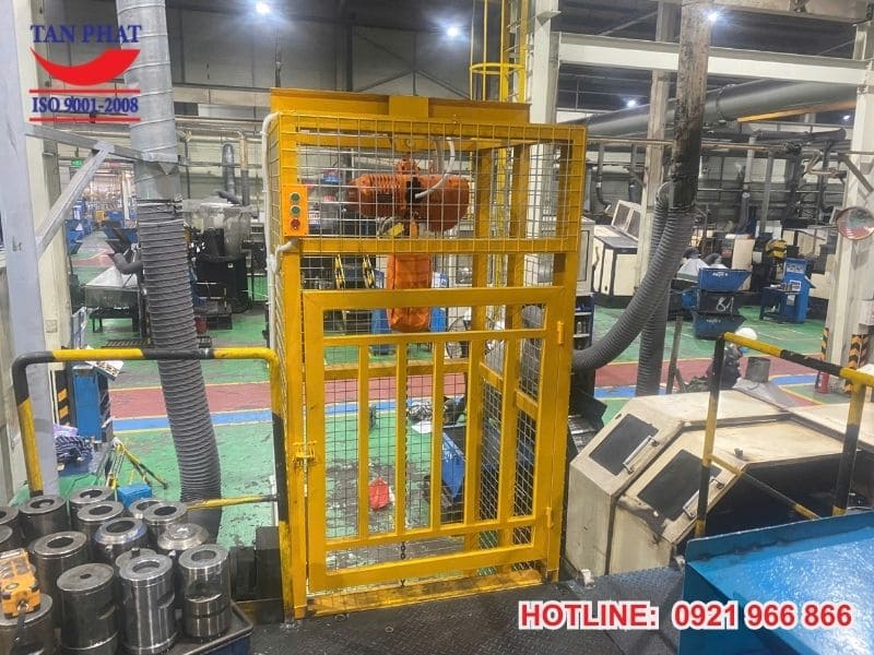 Bàn Giao Thang Nâng Hàng 500kg Tại Hải Dương