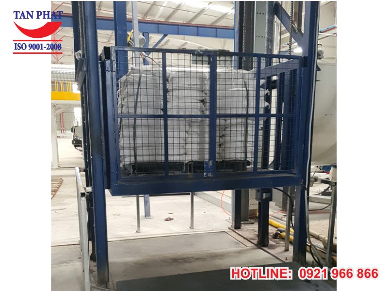 Ưu điểm của thang tời hàng 5000kg