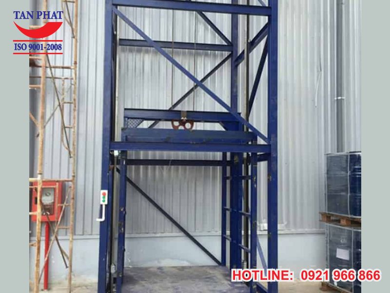 Cấu tạo của thang tời hàng