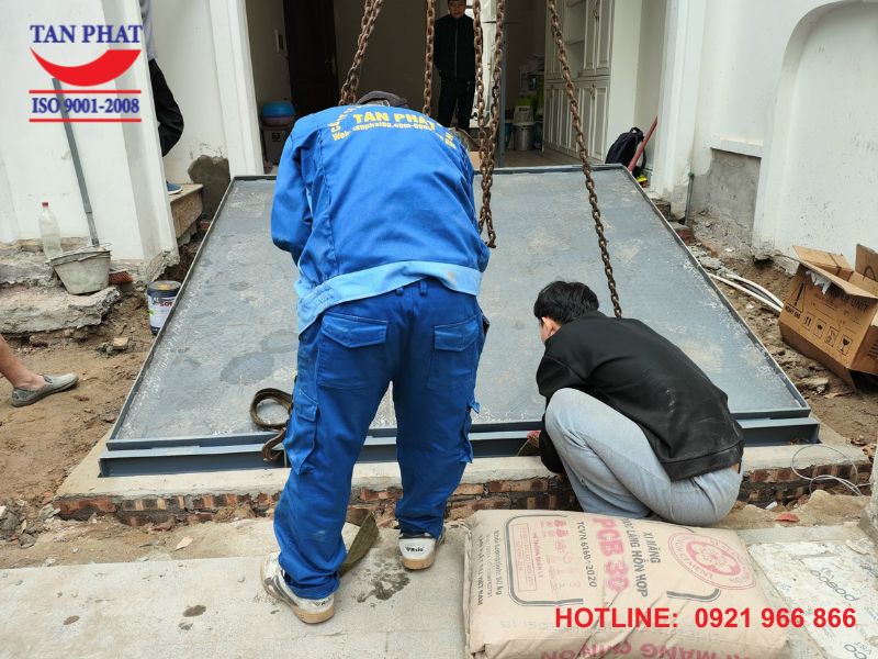 Tân Phát thi công lắp đặt sàn nâng