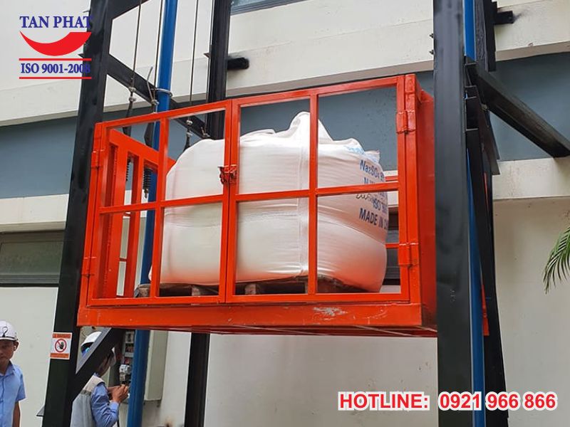 Cấu tạo thang tời hàng