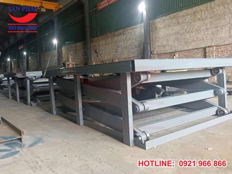 Tân Phát - đơn vị sản xuất bàn nâng thủy lực 8000kg uy tín