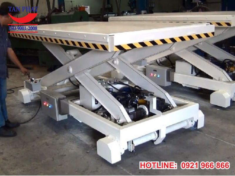 Bàn nâng thủy lực 5 tấn lắp đặt trọn gói