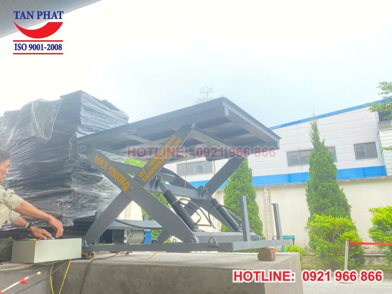 Bàn nâng thủy lực 1000kg