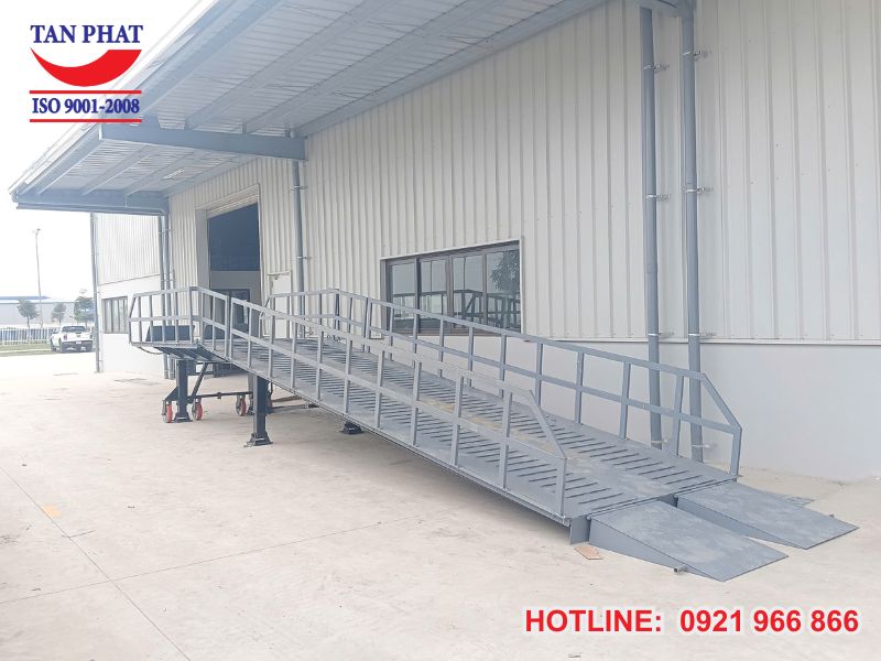 Khi nào nên lựa chọn mua cầu dẫn có lan can?