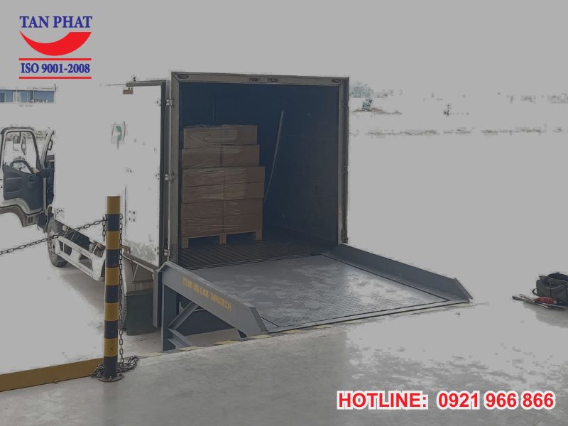 Công dụng của sàn nâng thủy lực di động