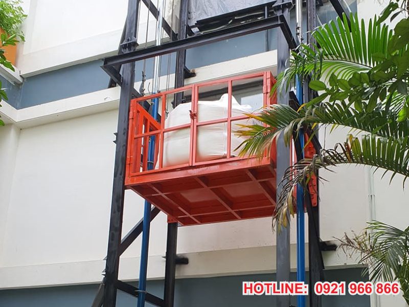 Cấu tạo thang nâng hàng